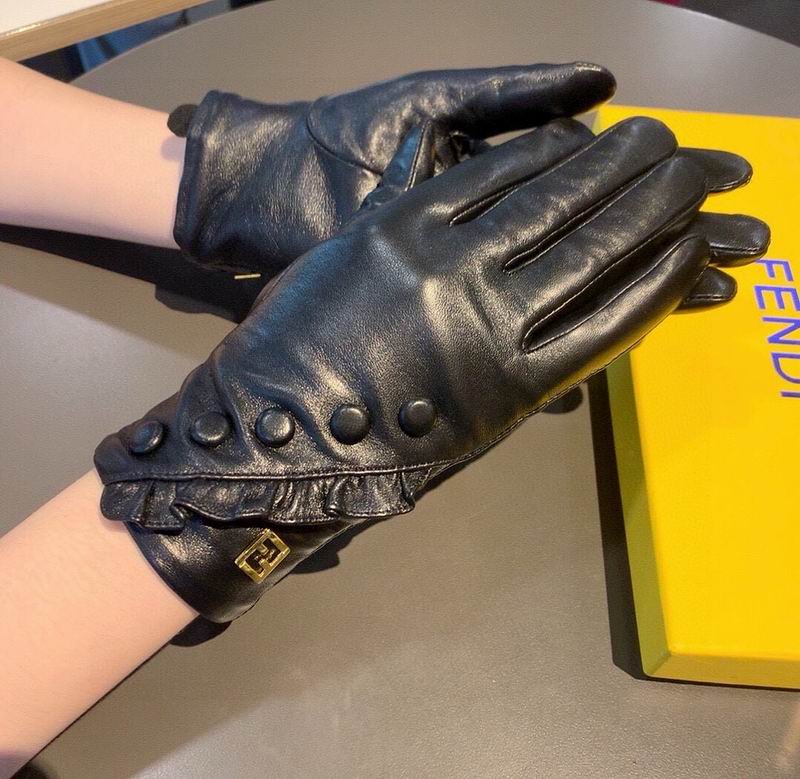 Fendi gloves hm06